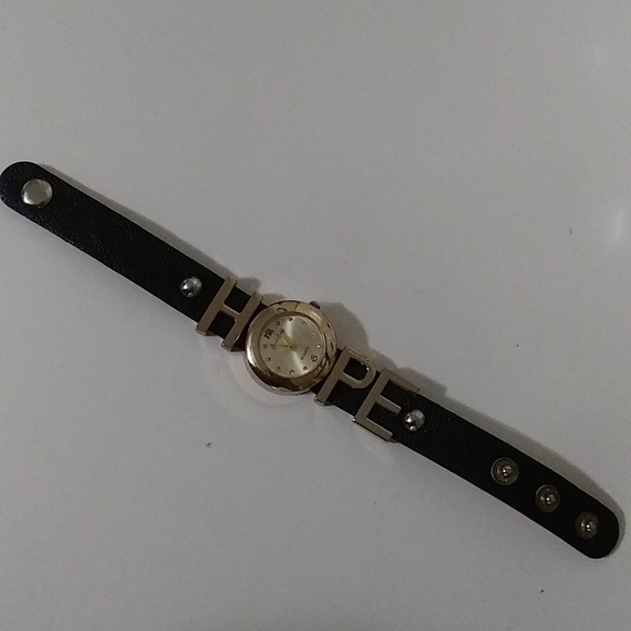 Ladies Fashion Hope Watch - Picture 11 of 12